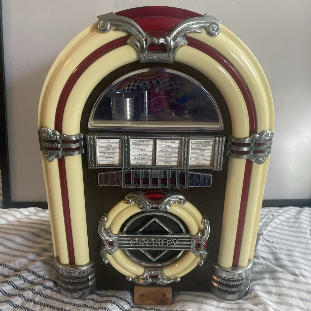 Vintage CROSLEY JukeBox CR11 Collectors Edition Radio & Tape Player Tested Works